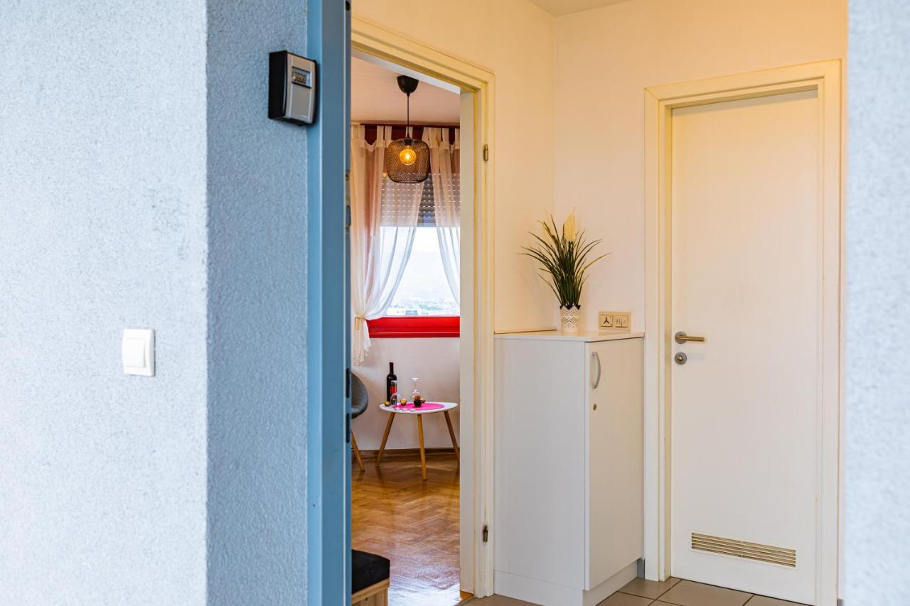 Flexible Selfcheckins 15 & 19 - Zagreb - Garage - Loggia - New - Apartments Repinc المظهر الخارجي الصورة